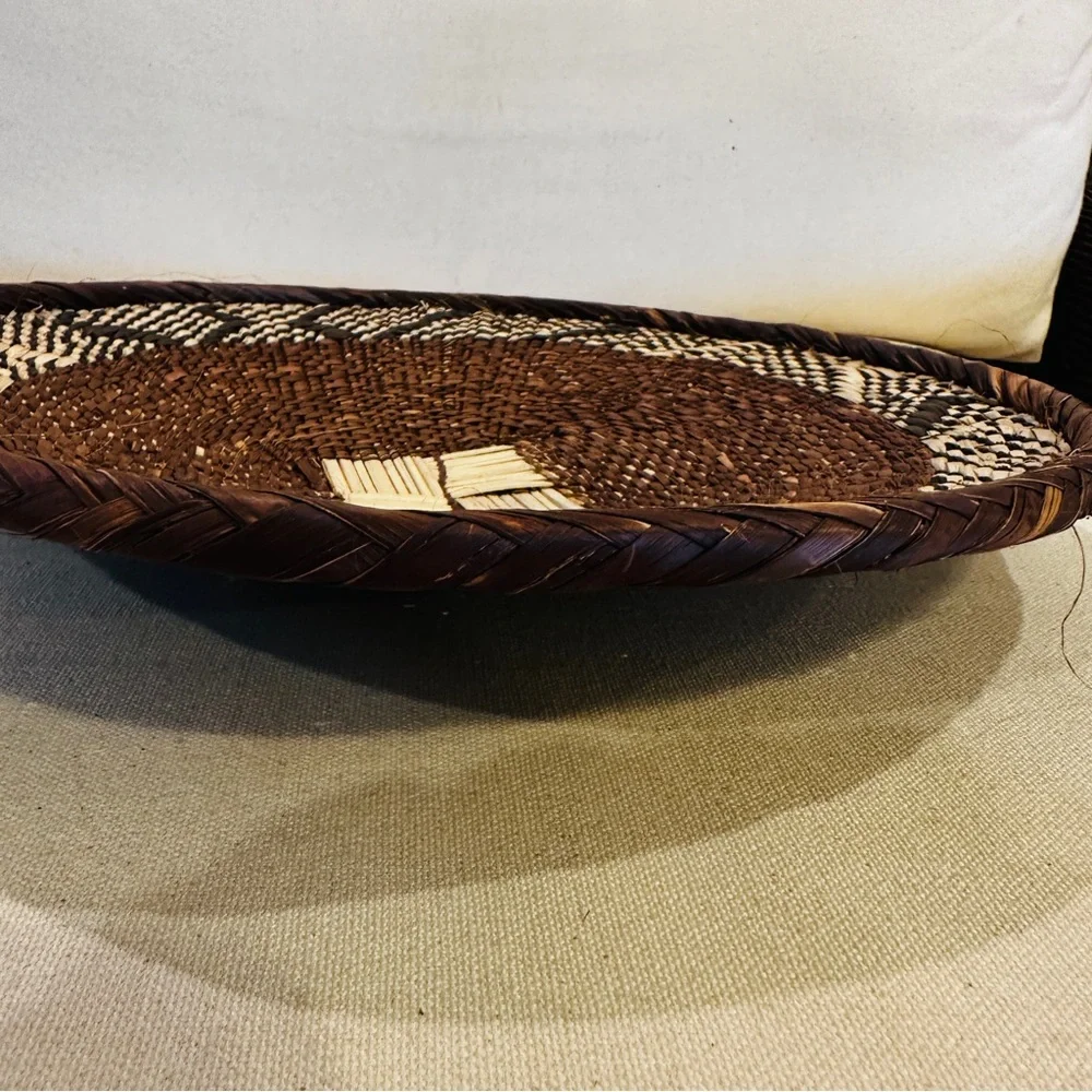 NEW Africa Woven Basket. Made by the Binga people of Zambia/Zimbabwe